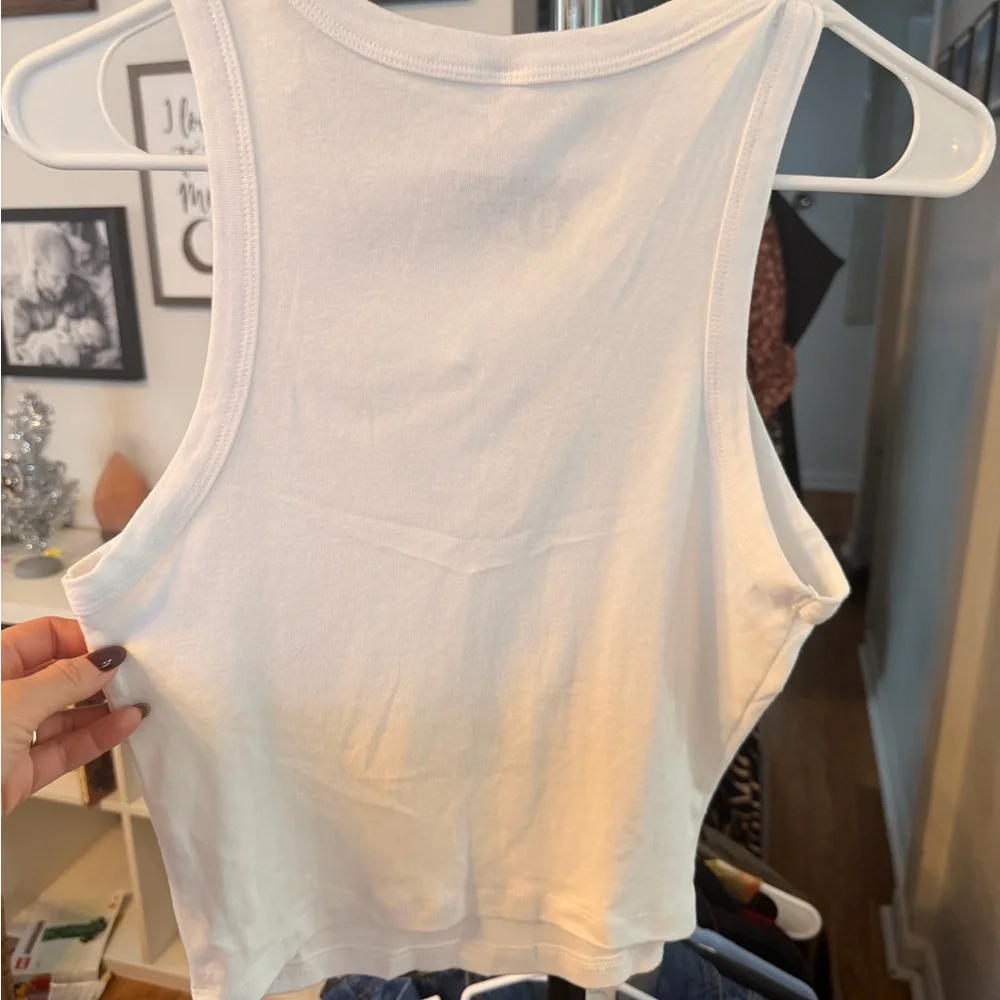 Elegant White Tank Top with Martini Glass Print - Picture 3 of 3